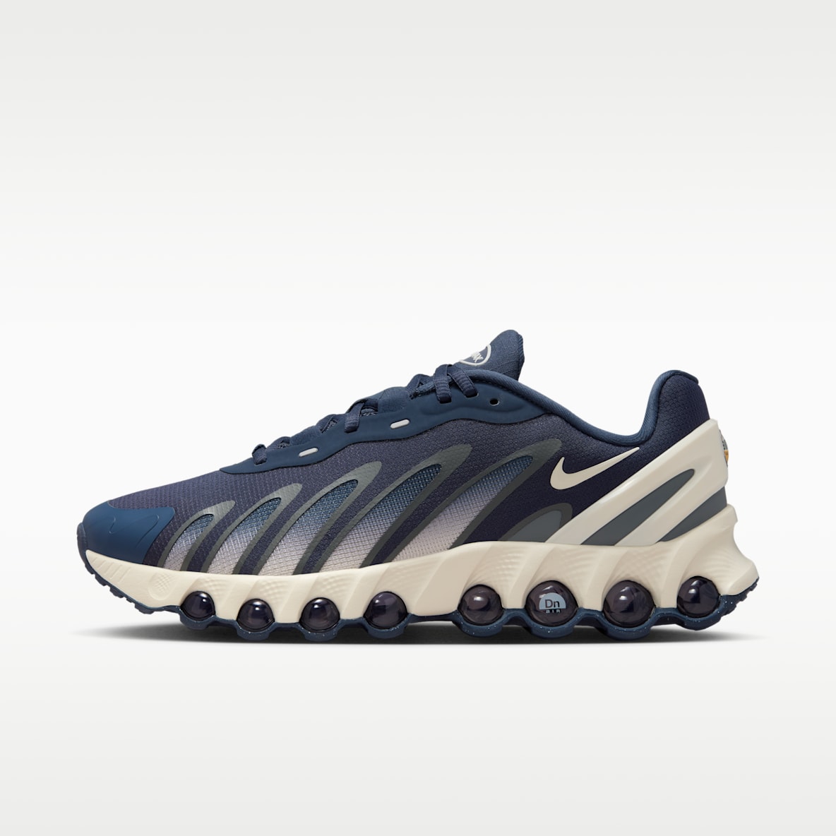NIKE AIR MAX Dn8 ブルー 青 27 Blue Air Max Dn8. Nike.com